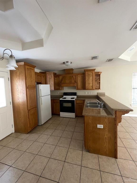 Photo 2 of 1205 Palm Drive #4
