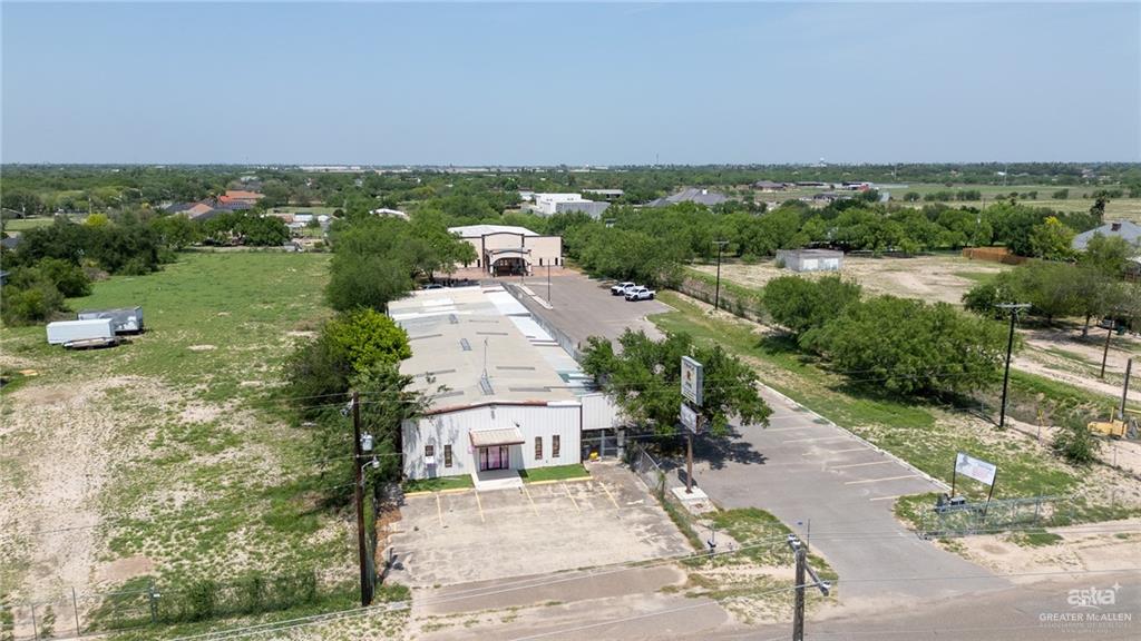 Photo 25 of 910 Veterans Boulevard
