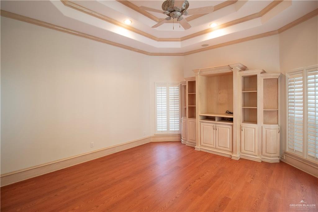 Photo 14 of 313 Condor Avenue