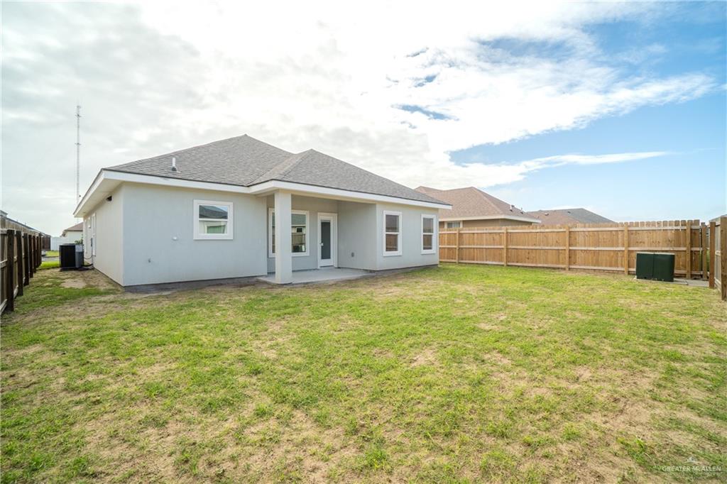 Photo 12 of 6005 Rayo Del Sol Street