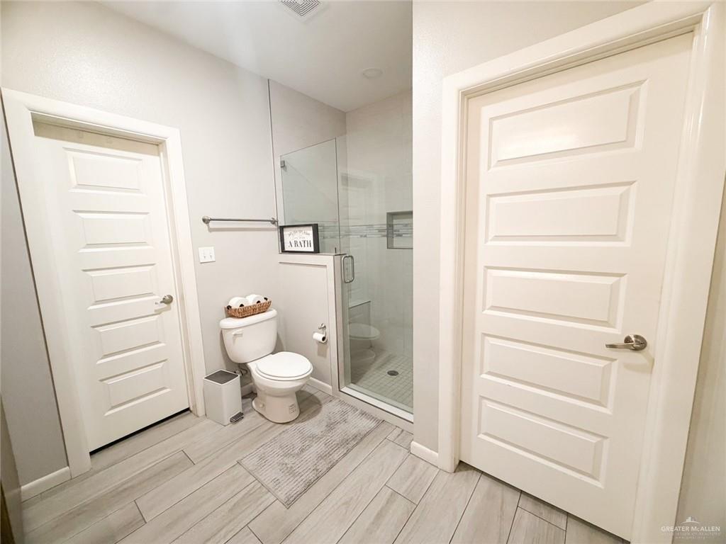 Photo 9 of 3605 Tinsley Avenue