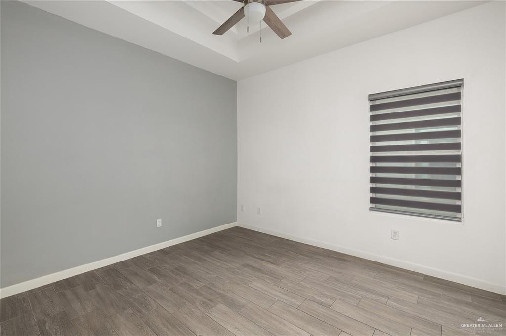 Photo 11 of 907 Carmel Avenue #1