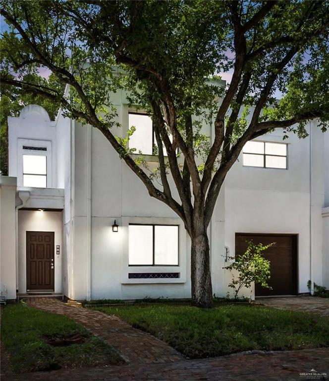 Photo 1 of 113 Tearose Avenue, McAllen