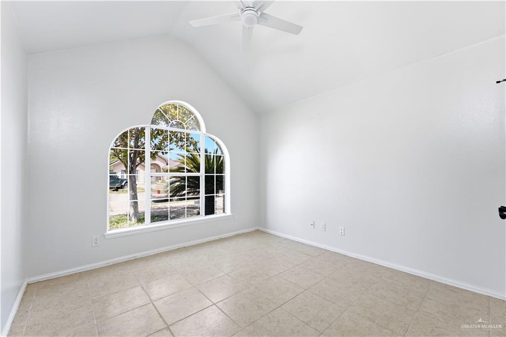 Photo 16 of 1005 Praline Drive