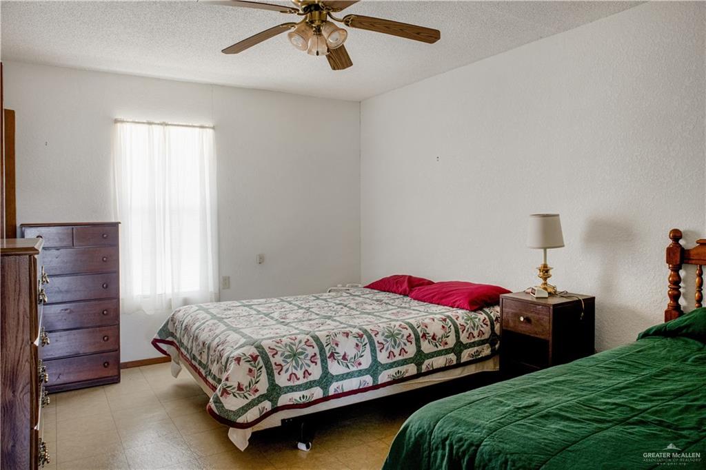 Photo 13 of 849 Clark Street