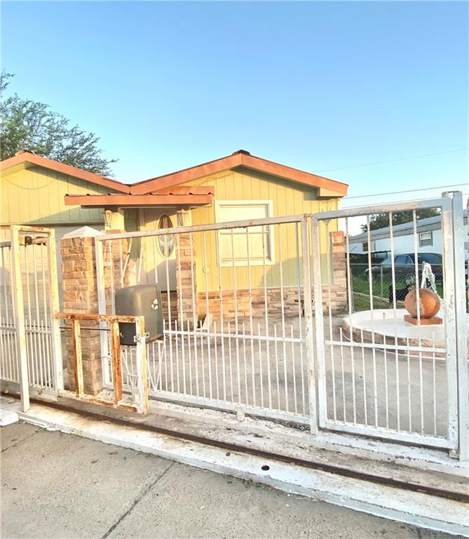 Photo 2 of 511 1st Street #24