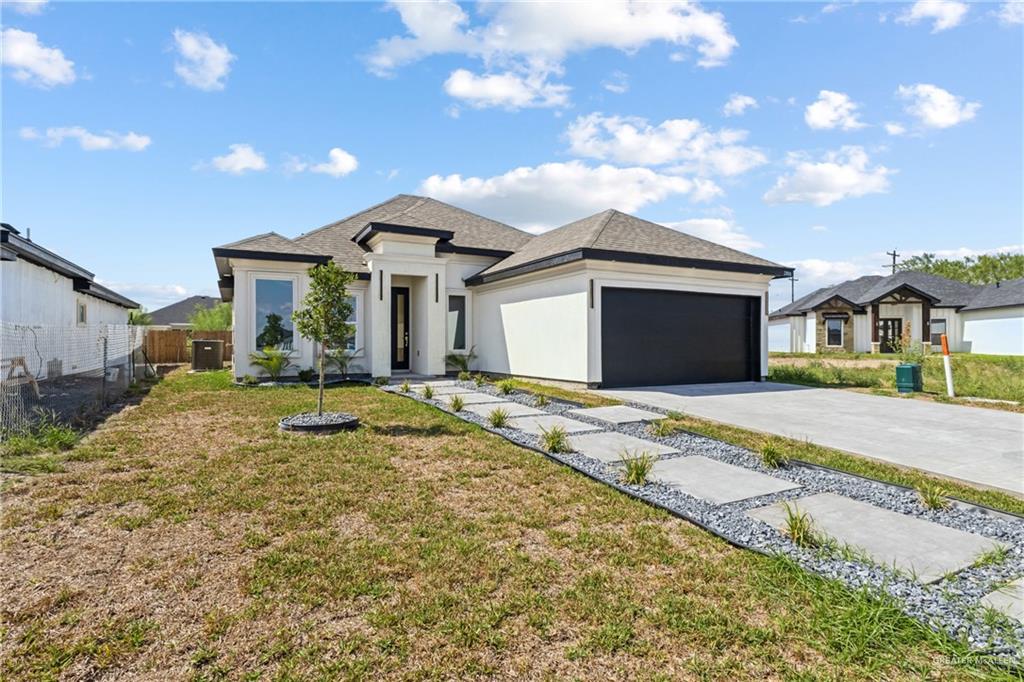 Photo 2 of 2806 Retama Street