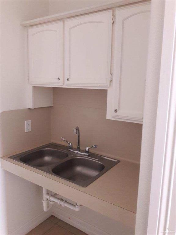 Photo 13 of 113 Pecan Boulevard #A