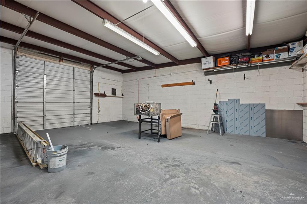Photo 5 of 1706 Griffin Parkway