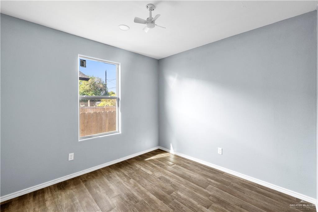 Photo 14 of 323 3rd Street