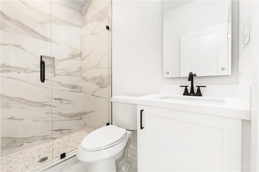 Photo 21 of 307 32nd Street