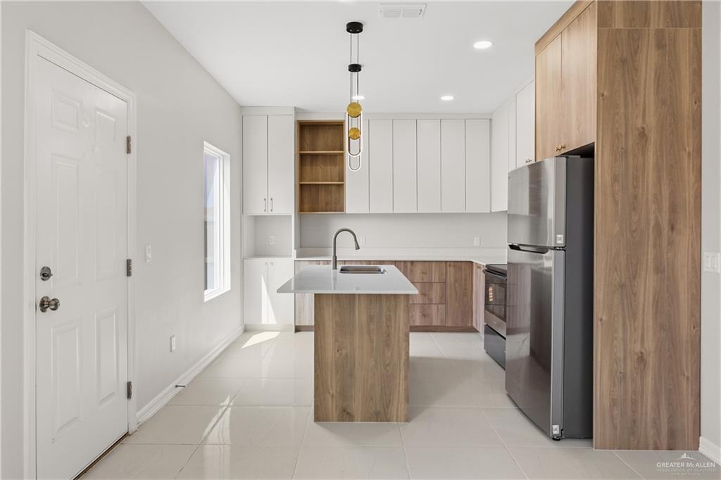 Photo 14 of 4225 Heron Avenue