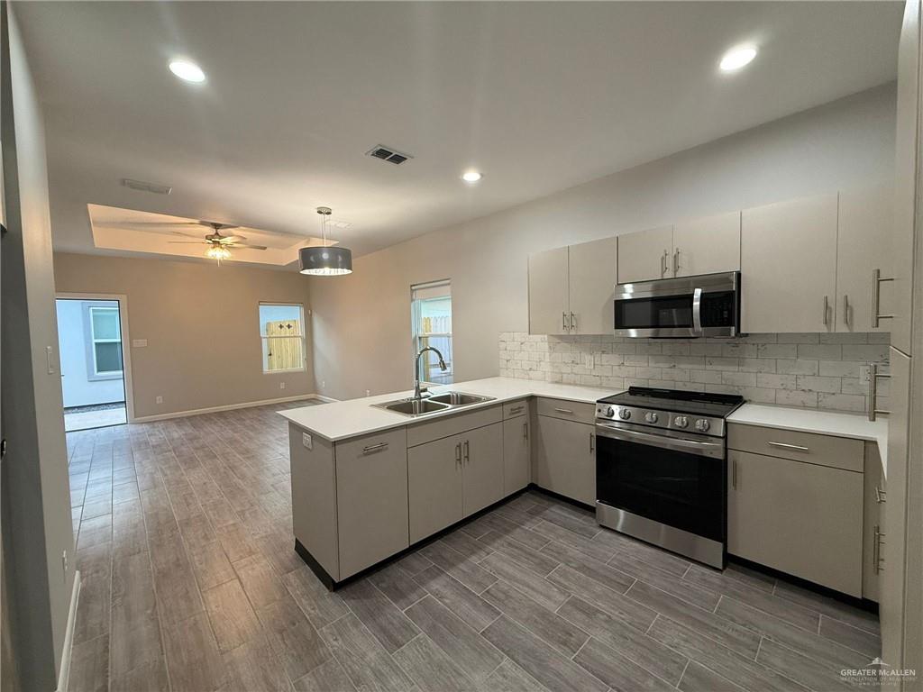Photo 5 of 812 Dove Avenue #3