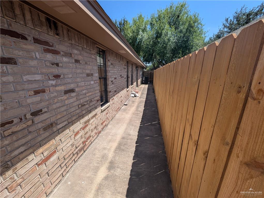 Photo 17 of 2003 La Cantera Street #A