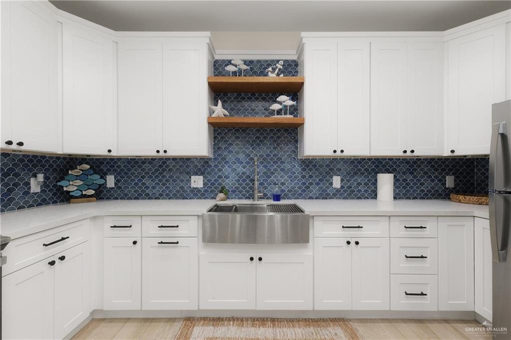 Photo 6 of 117 Marlin Street #D