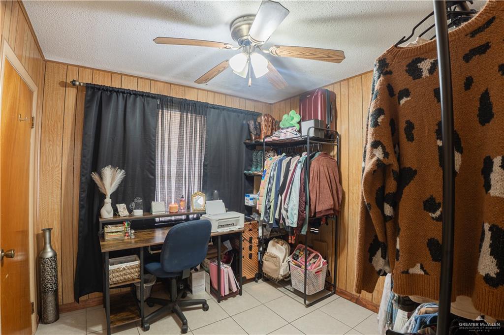 Photo 15 of 425 Reynolds Street