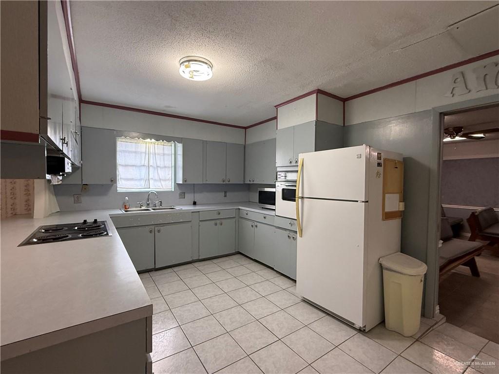 Photo 12 of 2625 Harrison Avenue