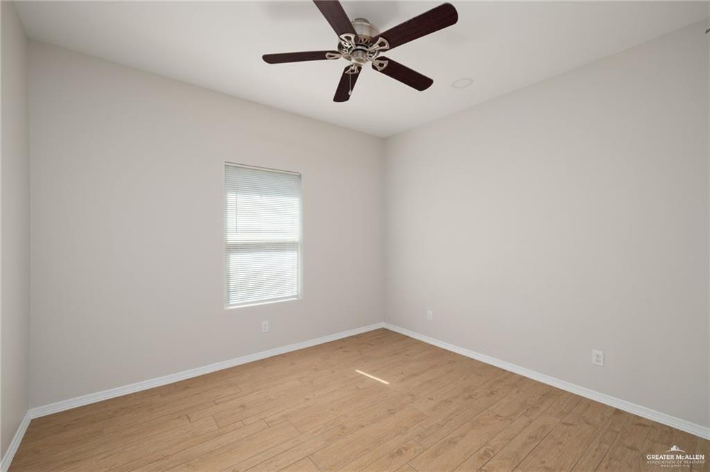 Photo 6 of 2708 Eisenhower Avenue #2