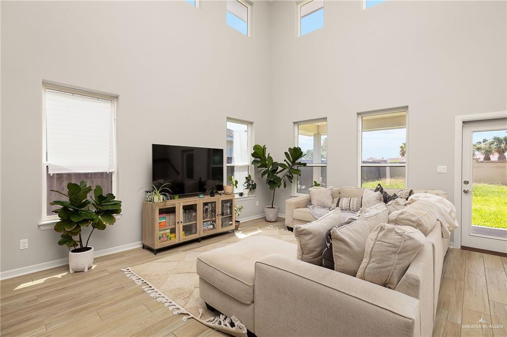 Photo 2 of 14435 Chalk Ridge Drive