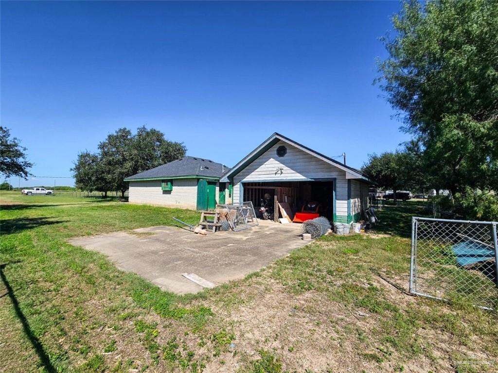 Photo 15 of 7706 Jasman Road