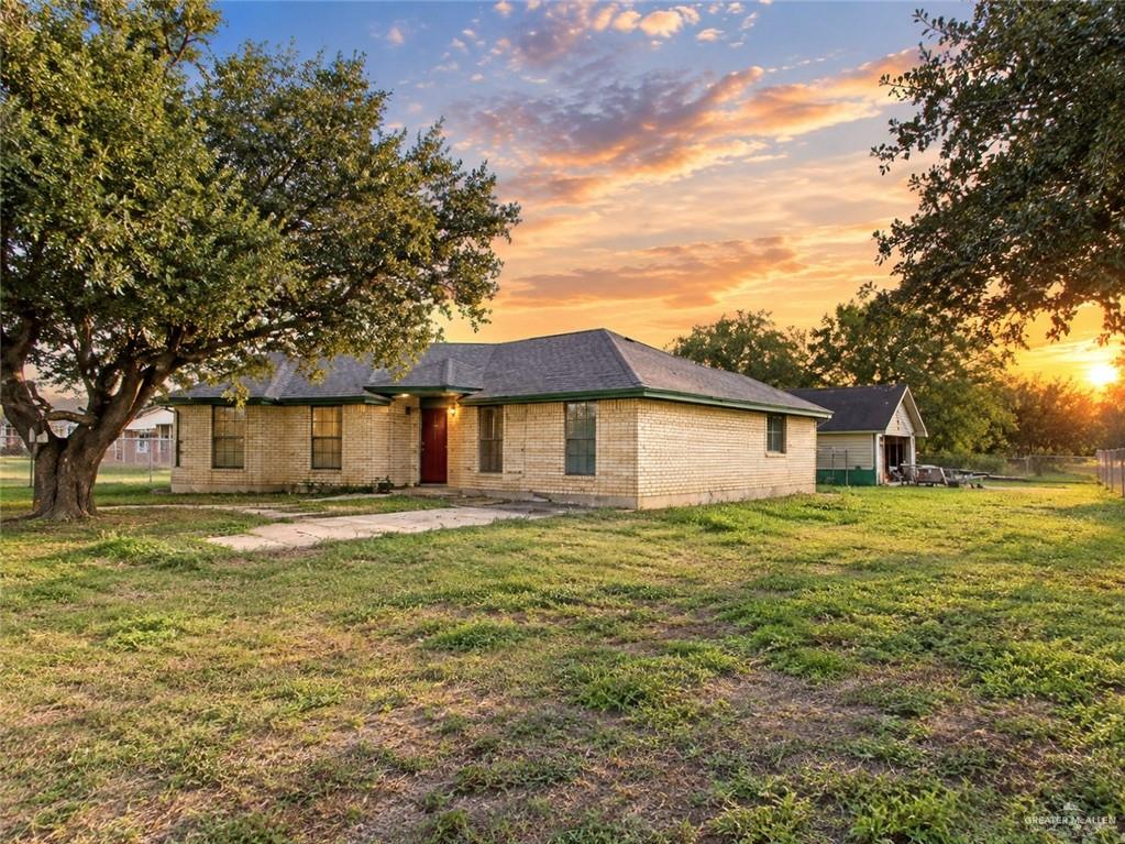Photo 2 of 7706 Jasman Road