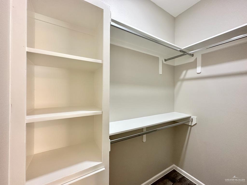 Photo 6 of 1307 Lore Drive