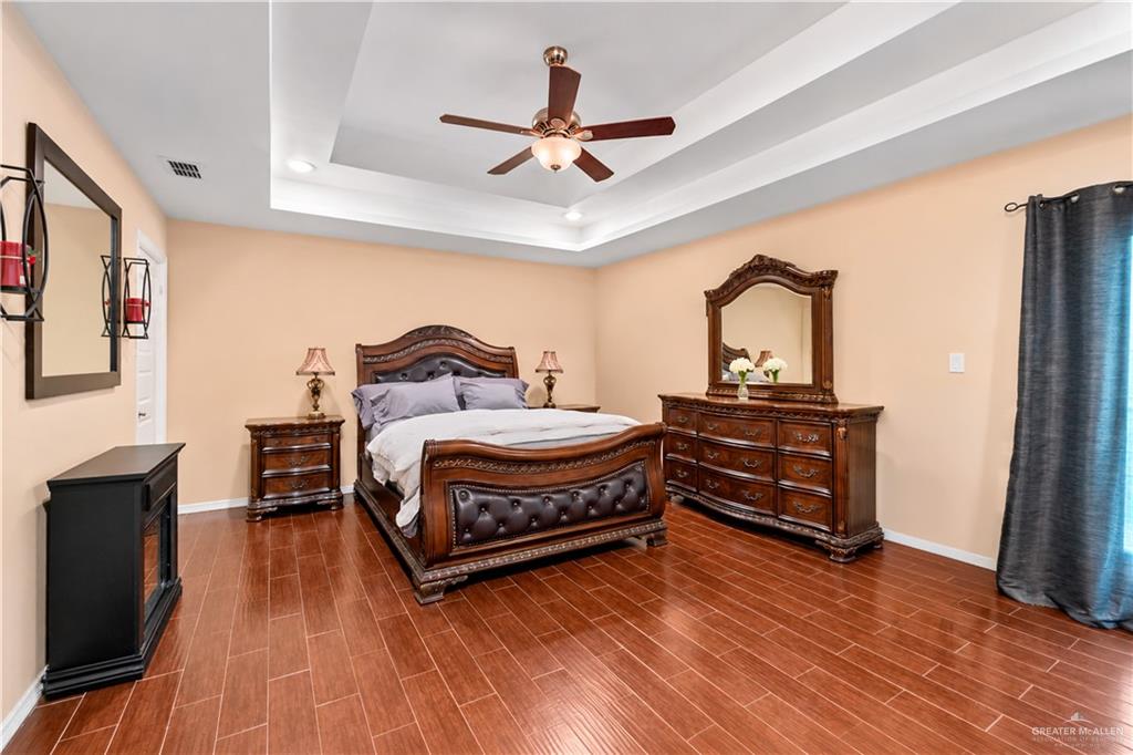 Photo 11 of 3600 42nd Street