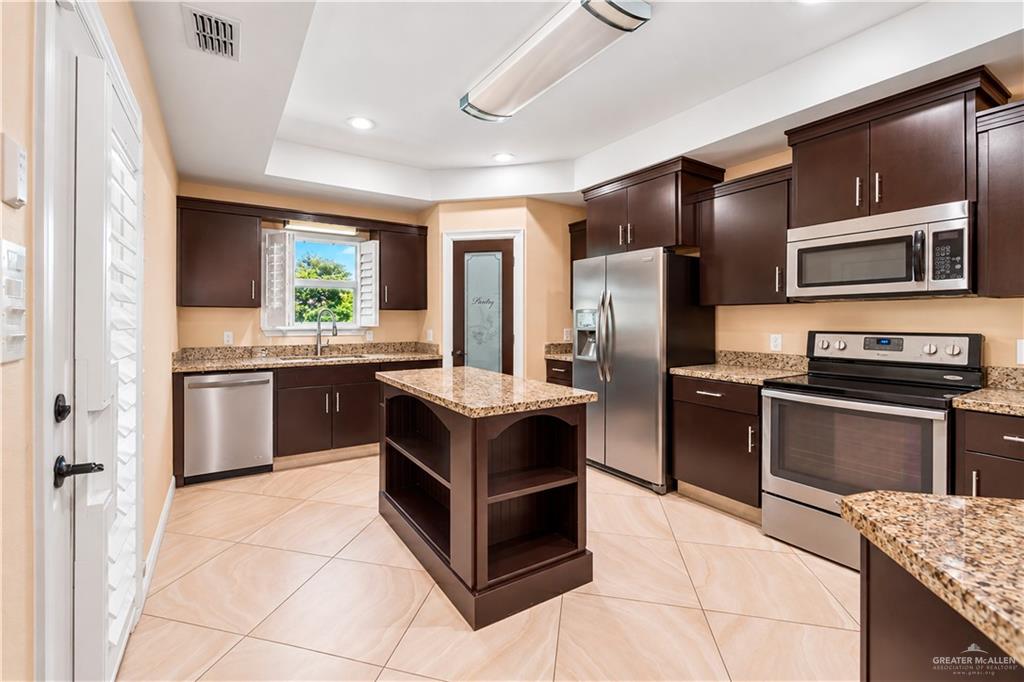 Photo 8 of 3600 42nd Street