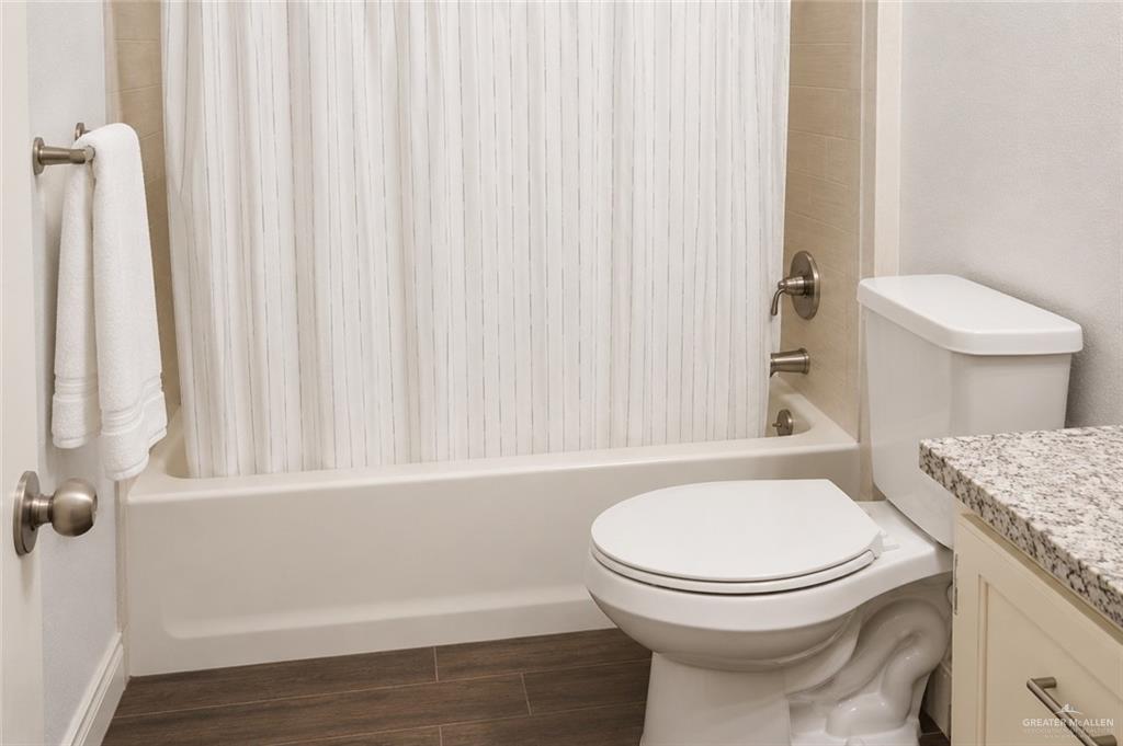 Photo 11 of 3108 Highland Park Avenue