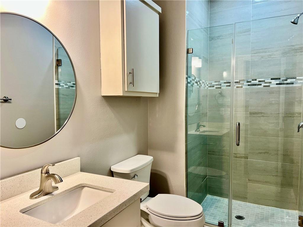 Photo 13 of 406 Newport Avenue #2