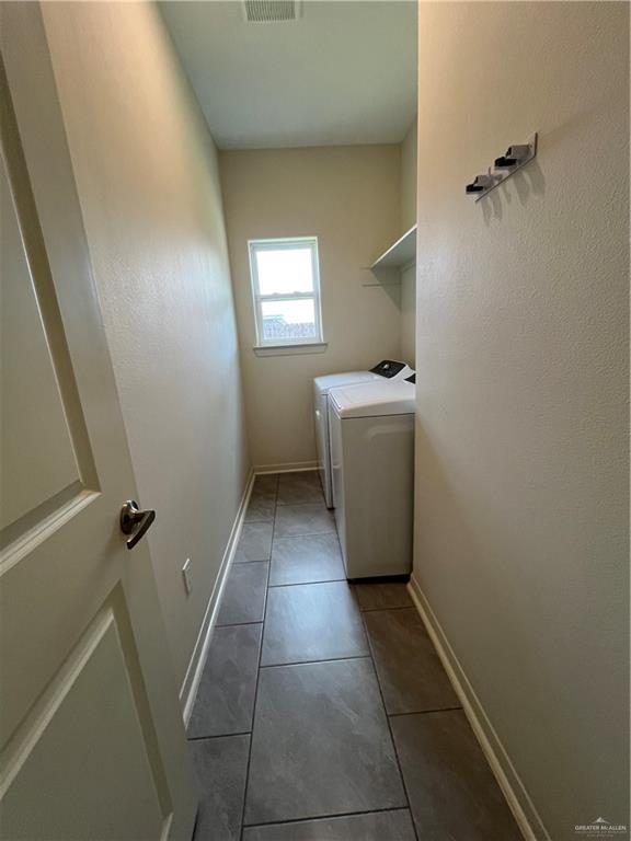 Photo 13 of 2700 Plumbago Avenue