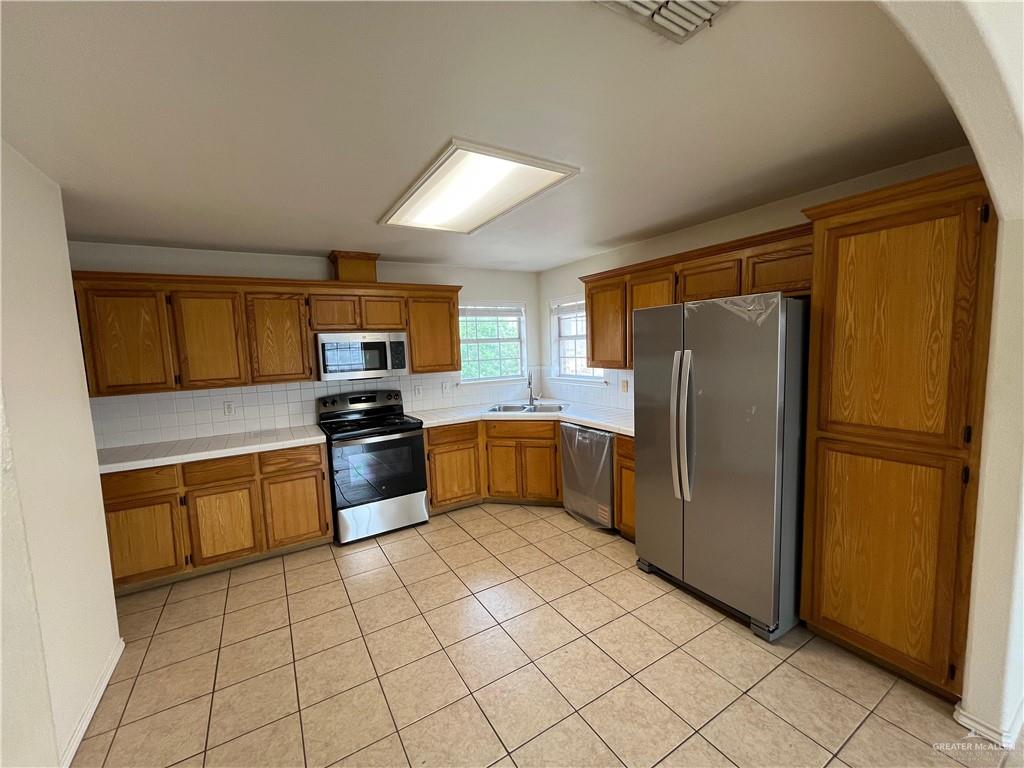 Photo 7 of 1313 Sal Street #4