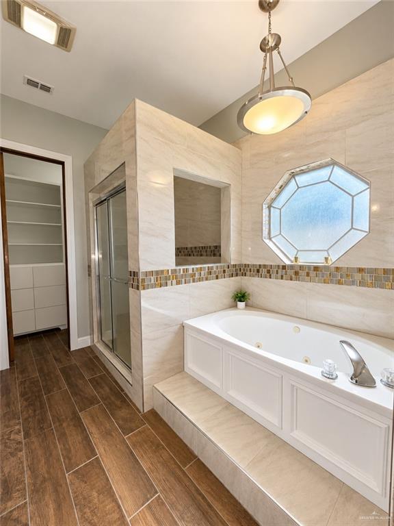 Photo 13 of 3072 Resaca Vista Drive