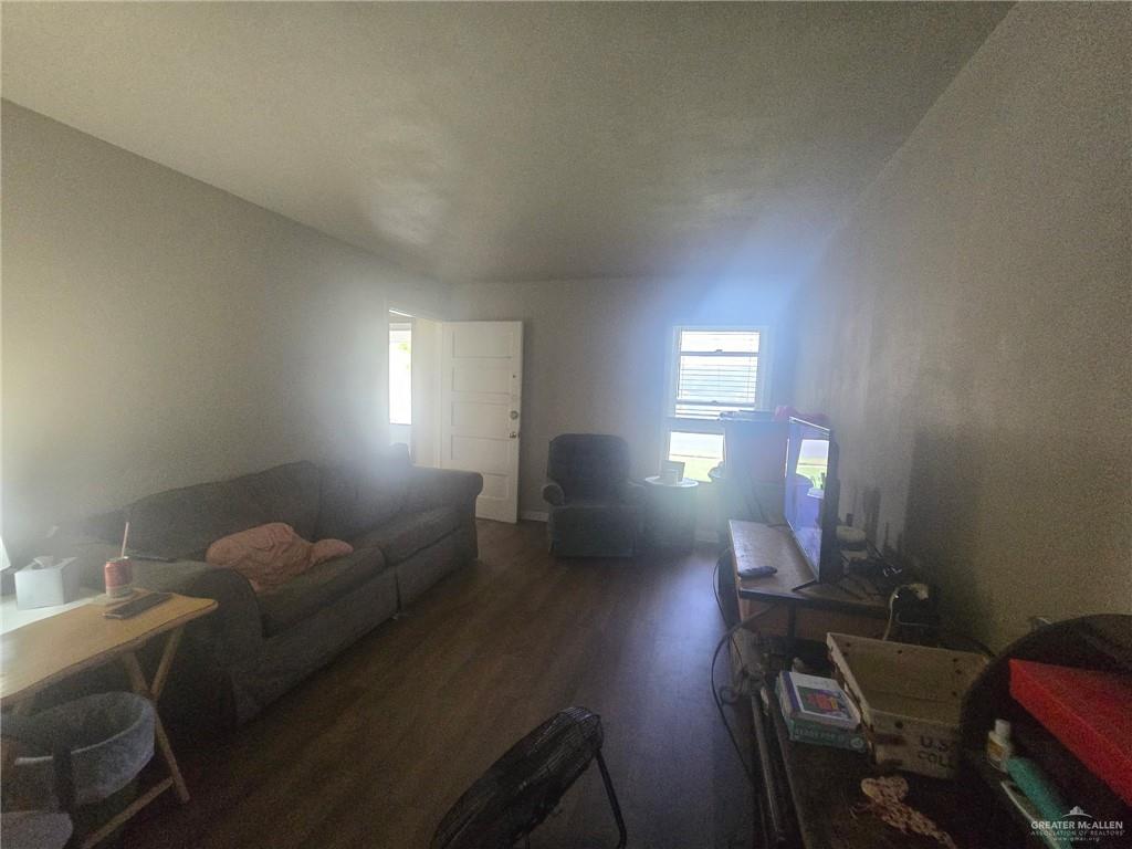Photo 10 of 608 Texan Avenue