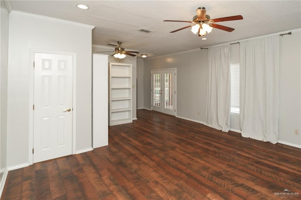 Photo 18 of 17268 Mayfield Road