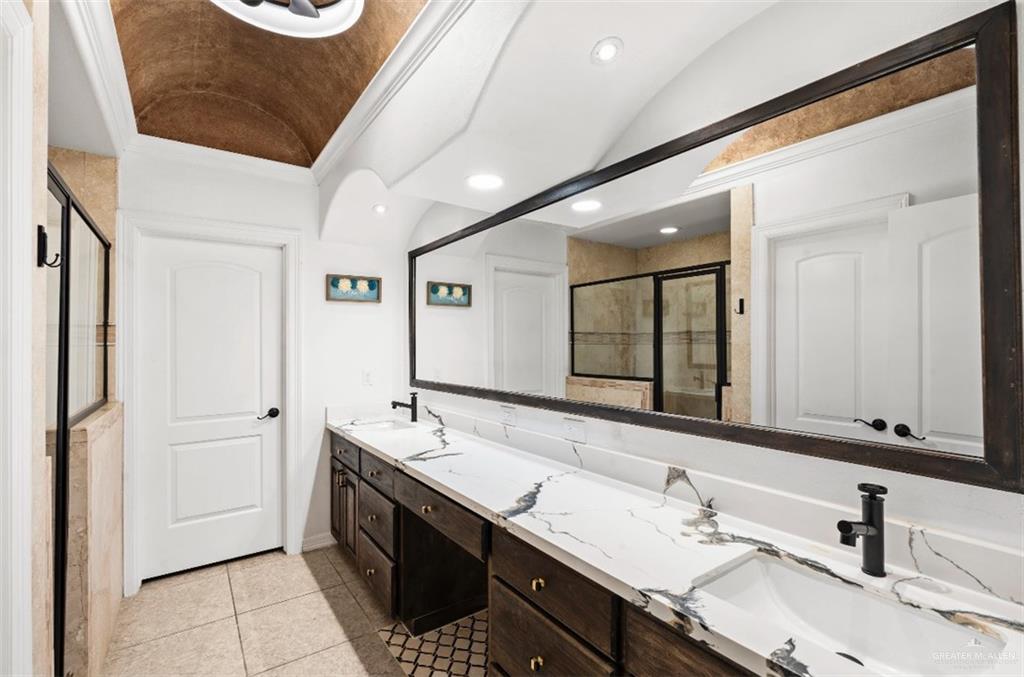 Photo 14 of 1330 Loretta Lynn Drive