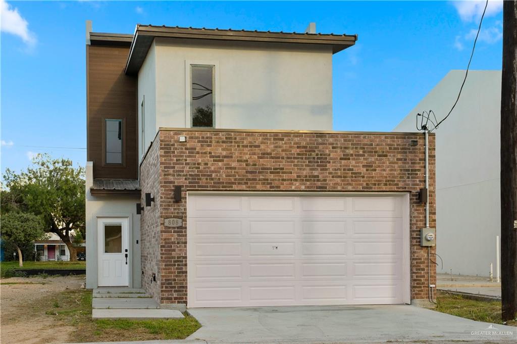 Photo 1 of 808 Bicentennial Boulevard, McAllen