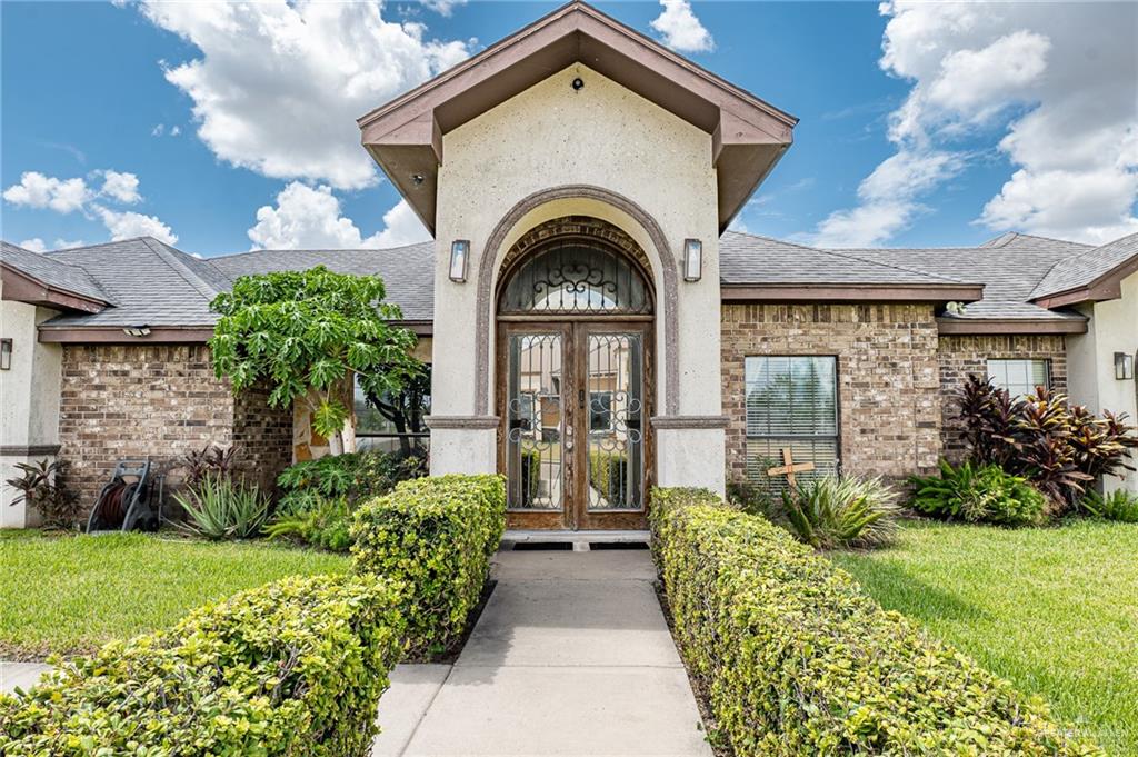 Photo 1 of 1702 Johnson Lane, Donna