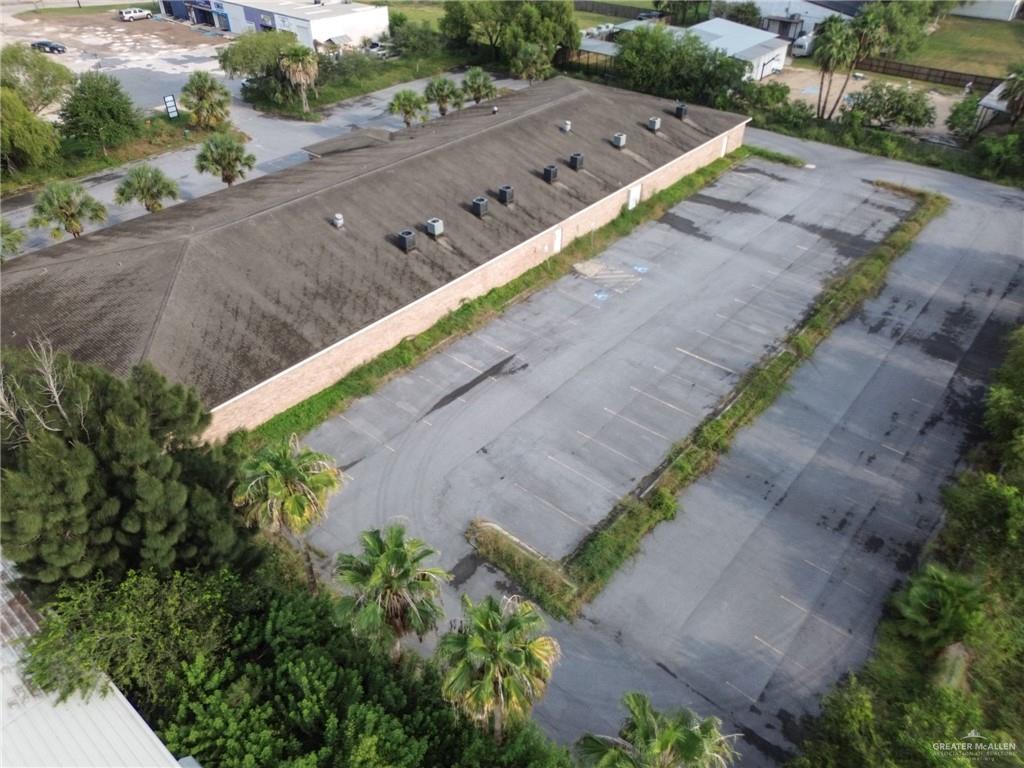 Photo 9 of 1060 Mackintosh Drive