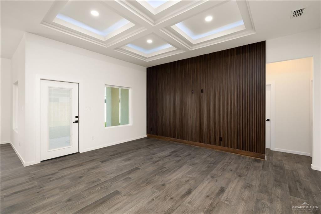Photo 2 of 2910 Arboledas Drive