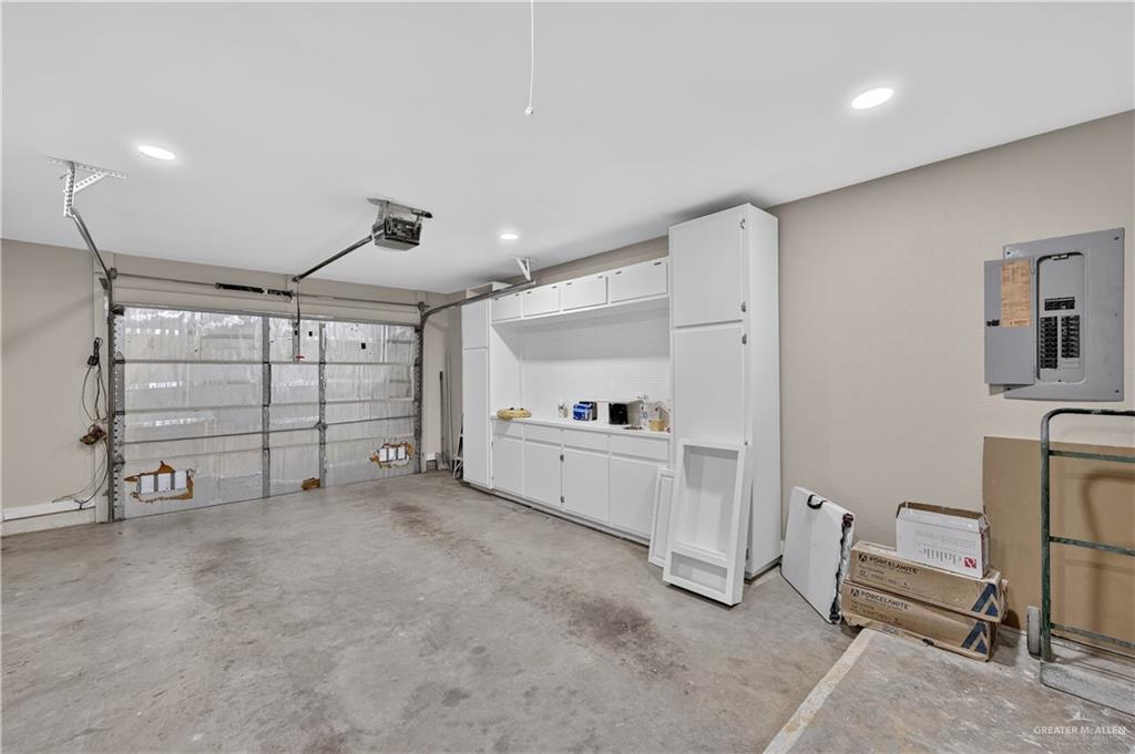 Photo 12 of 2304 Viola Street