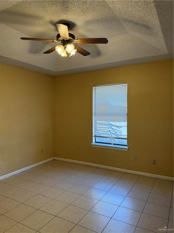 Photo 7 of 1407 Carmen Avenue