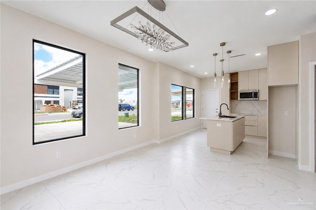 Photo 3 of 4309 Heron Avenue #2