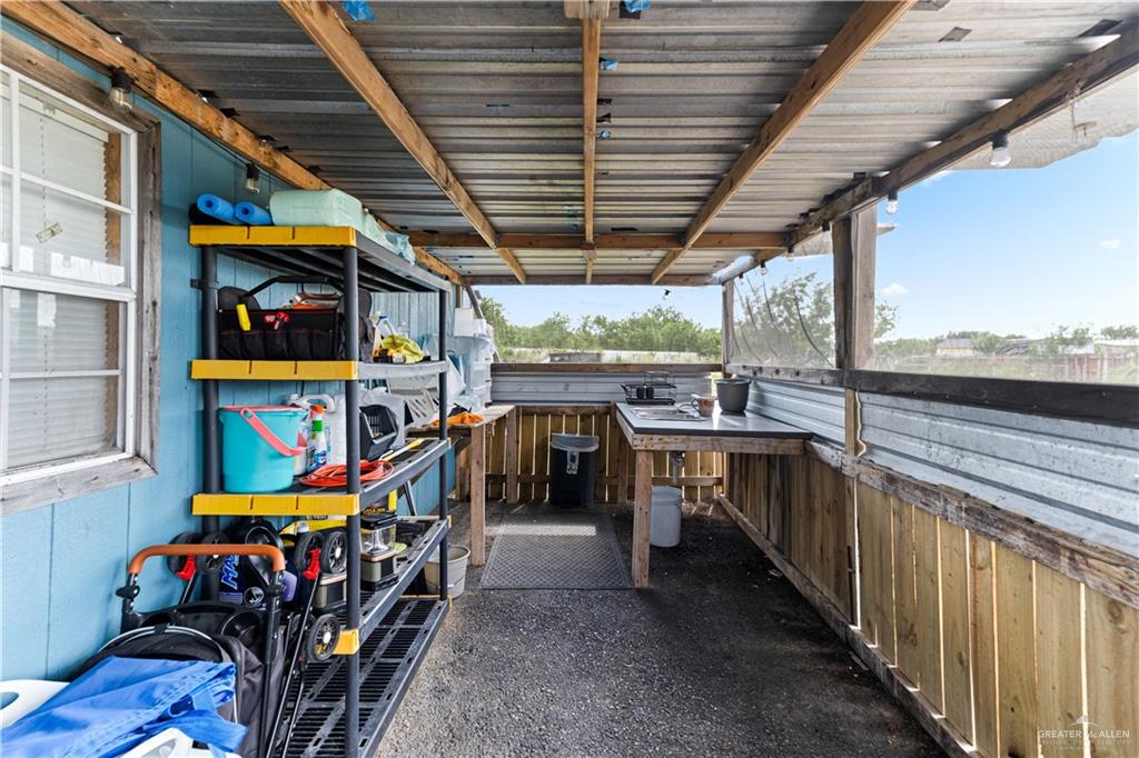 Photo 3 of 1701 Montezuma Drive