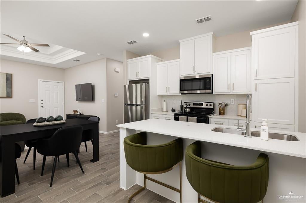 Photo 7 of 2708 Harrison Avenue #4