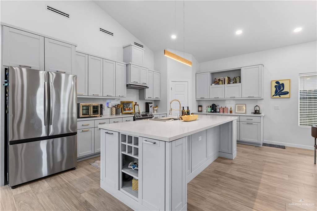 Photo 2 of 3405 Camellia Avenue