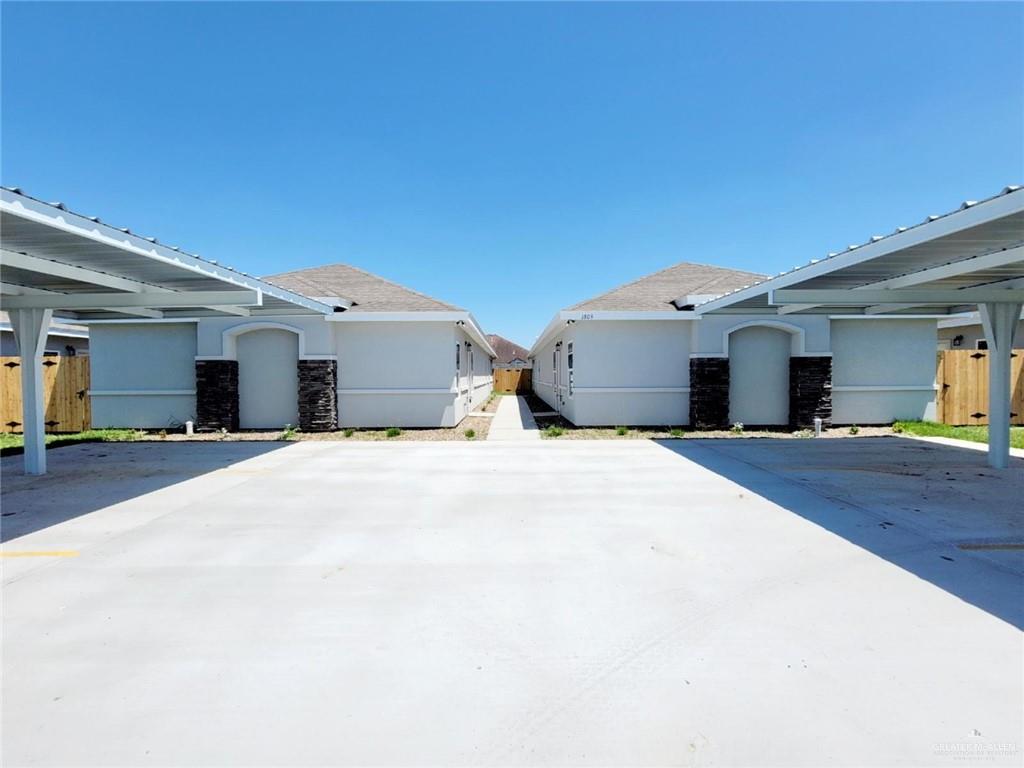 Photo 2 of 1817 Davenport Street #4