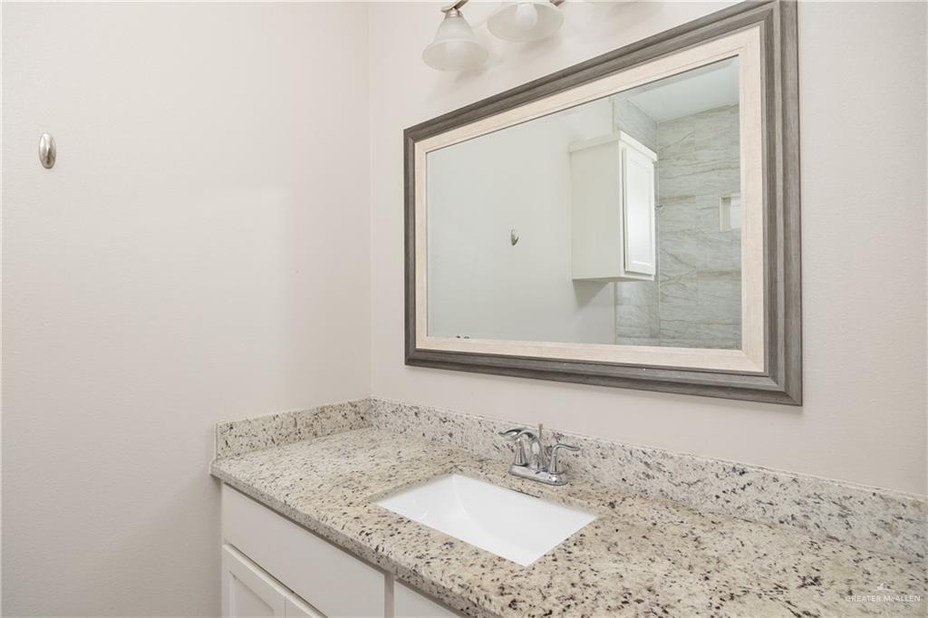Photo 7 of 1909 Jackson Avenue #4