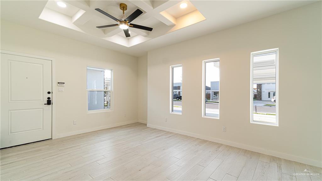 Photo 8 of 5805 Northwestern Avenue #1