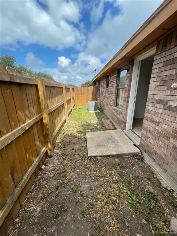 Photo 11 of 1806 Ironwood Street